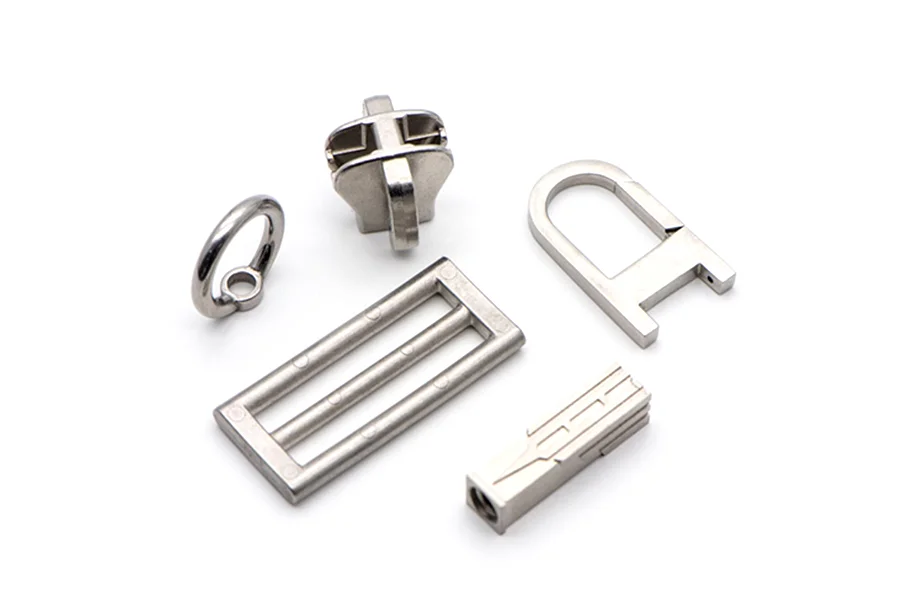 LUGGAGE-ACCESSORIES-&-JEWELRIES02